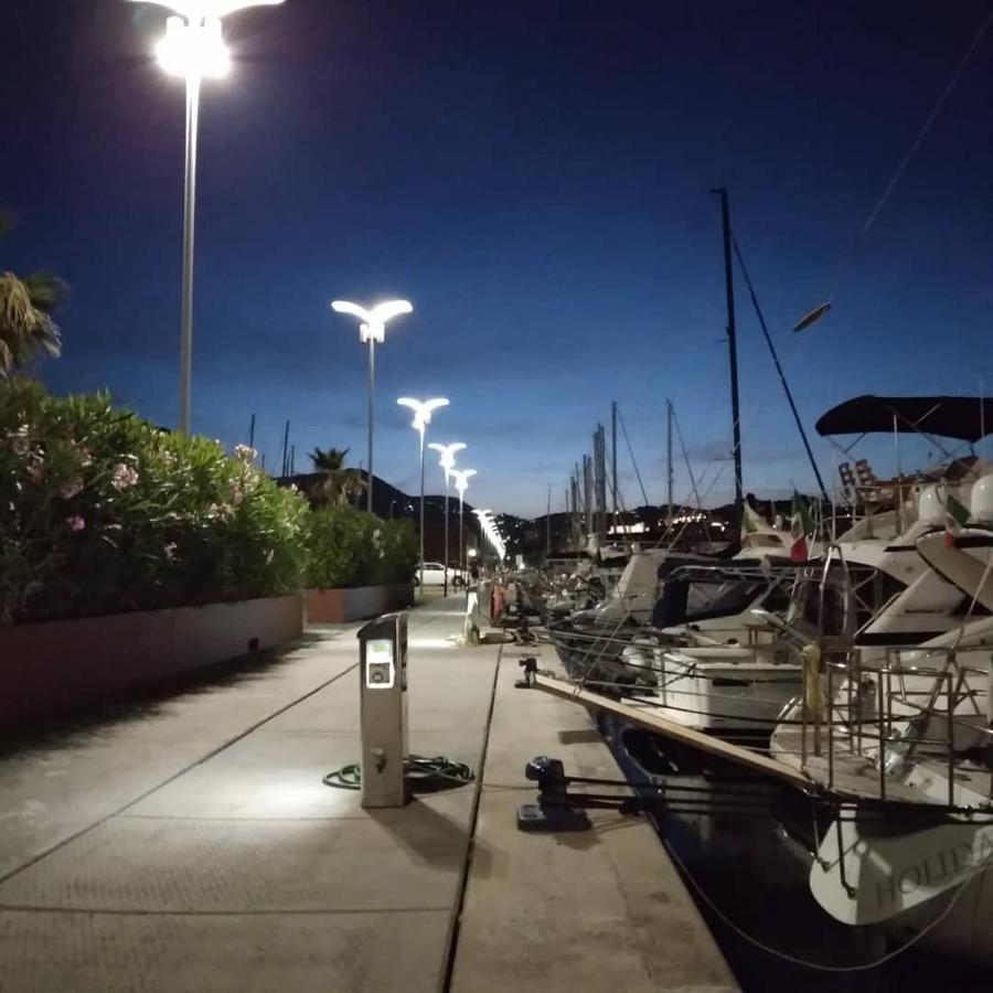 Hotel Bed And Boat Holiday La Spezia Zewnętrze zdjęcie
